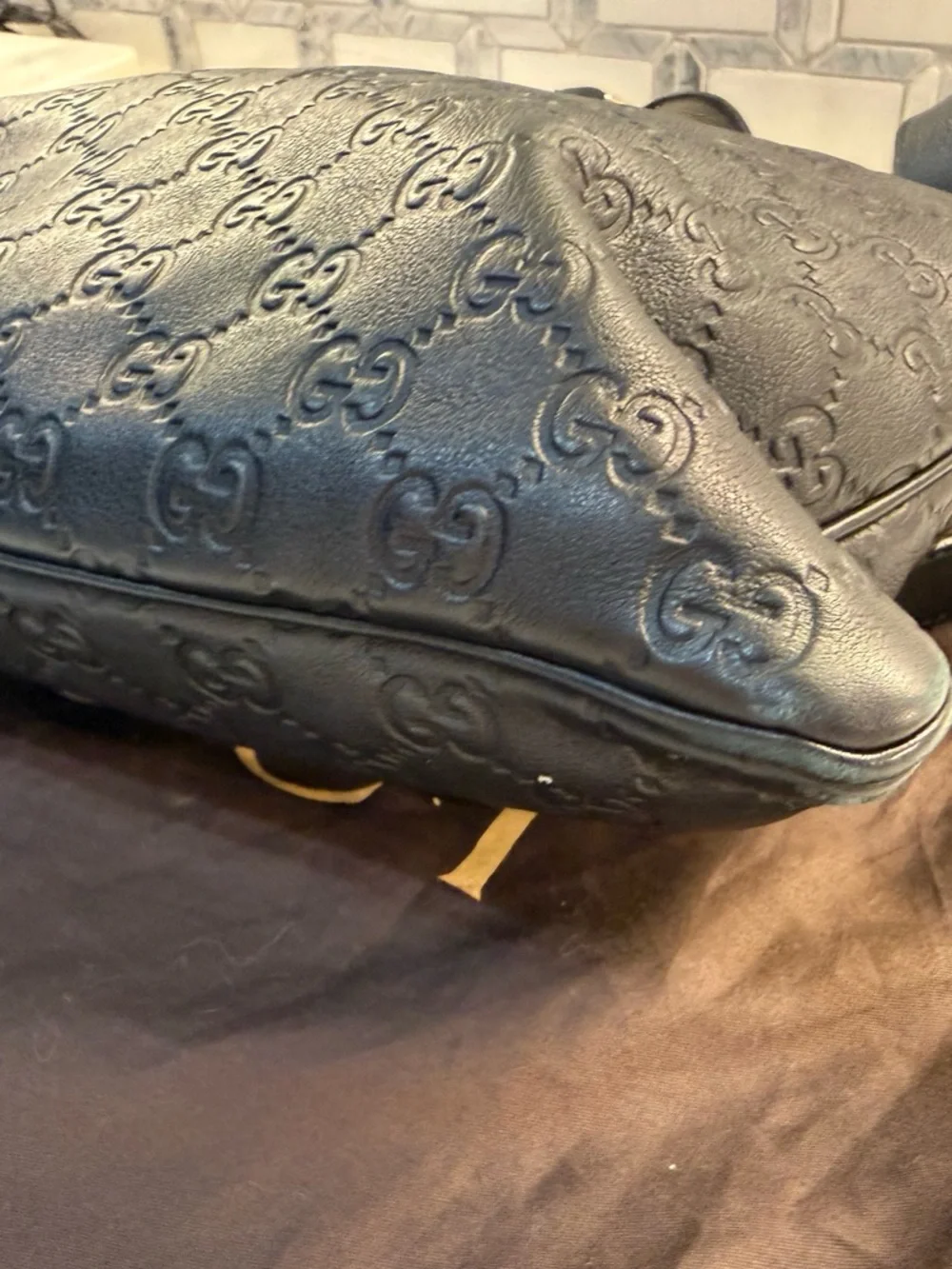 Gucci Black Embossed GG Leather Shoulder Bag with Adjustable Strap - Picture 5 of 10